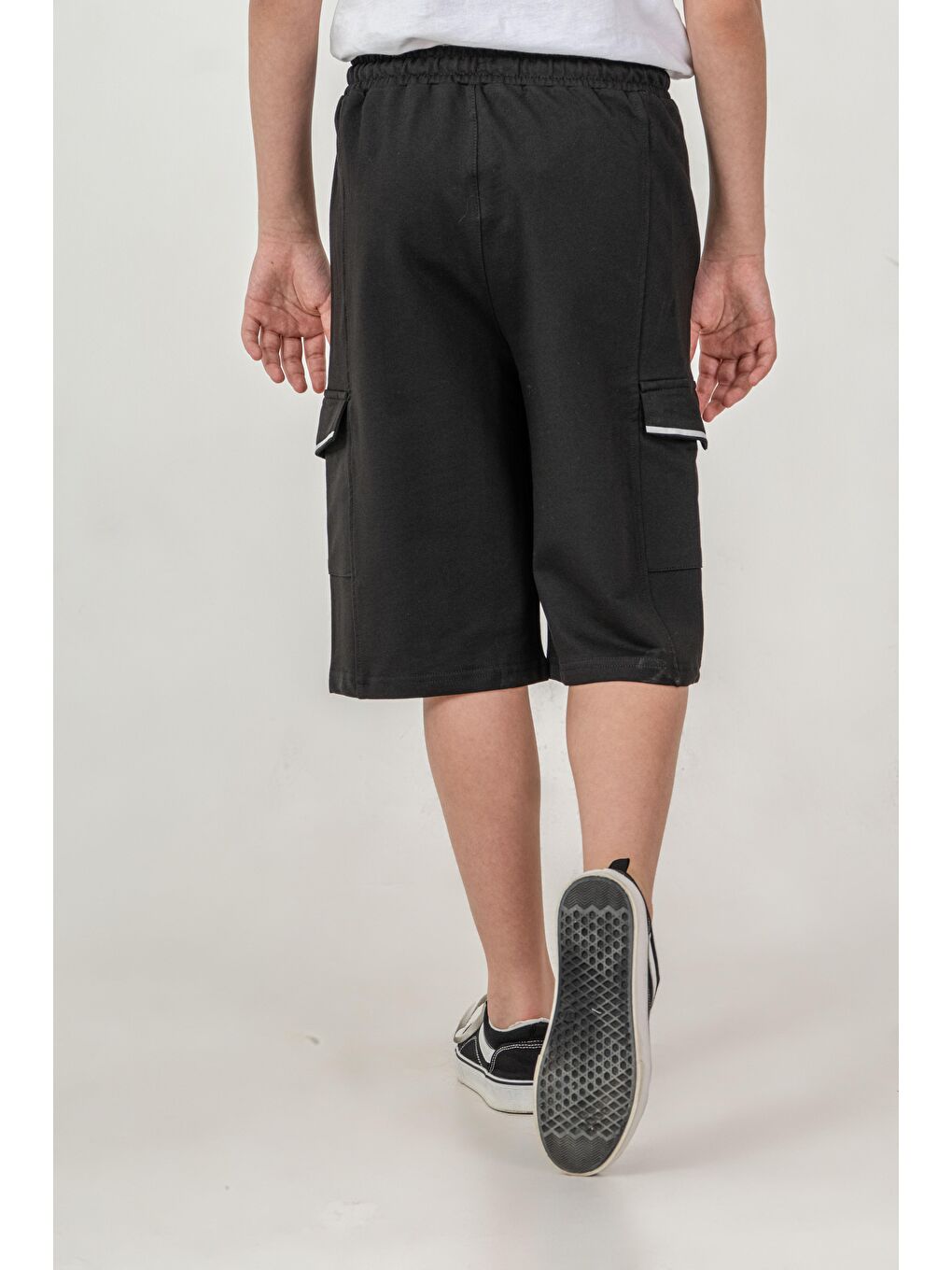 Siyah Çift Kargo Cepli Cep Kapakları Reflektör Baskılı Erkek Çocuk Şort-6