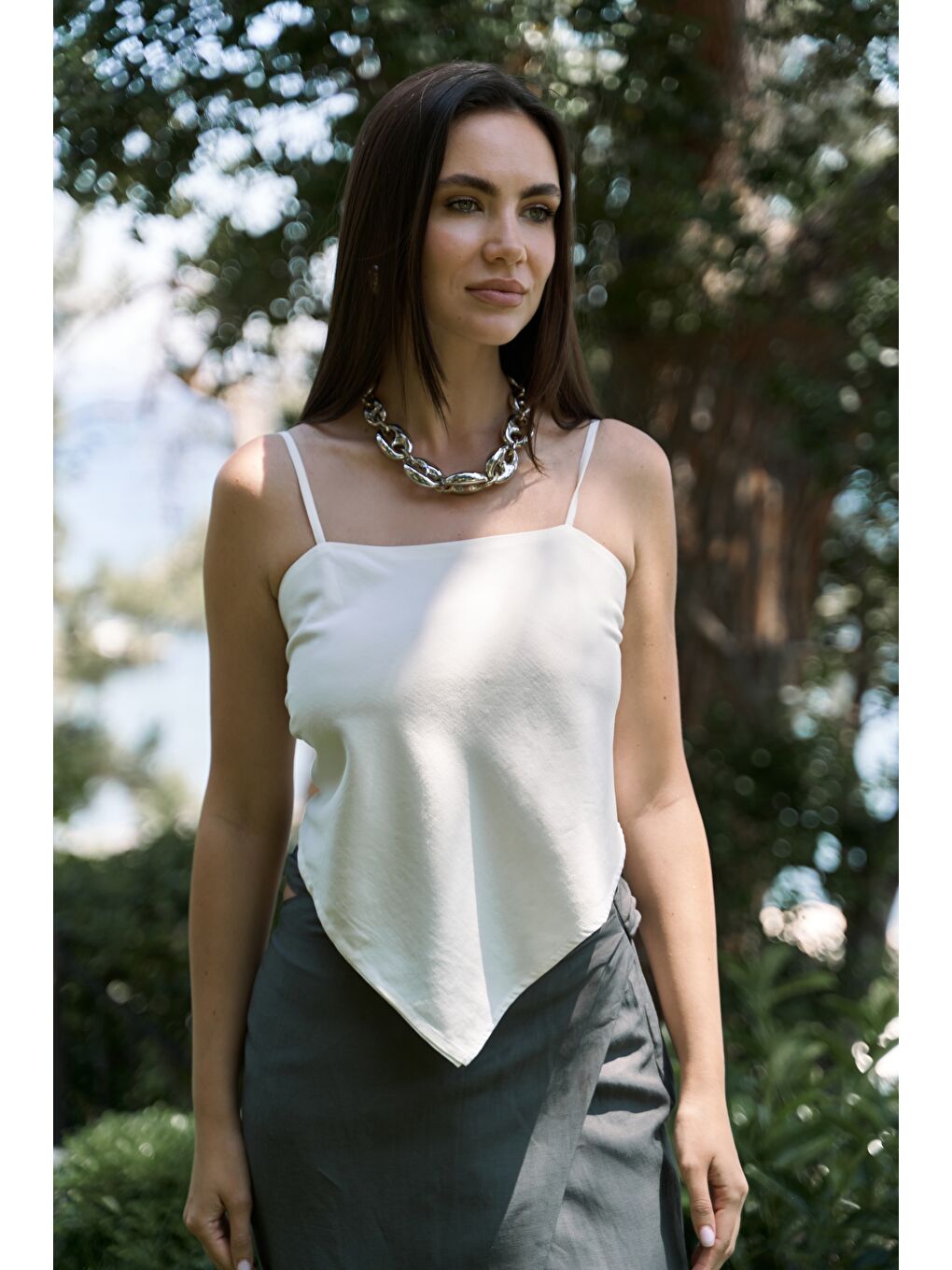 Alytih Üçgen Detay Ekru Crop