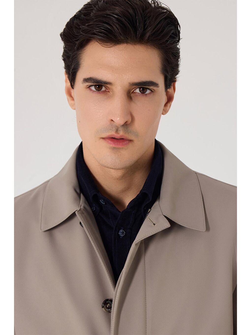 Bej Vizon Slim Fit Dik Yaka Fermuarlı Erkek Trençkot-2