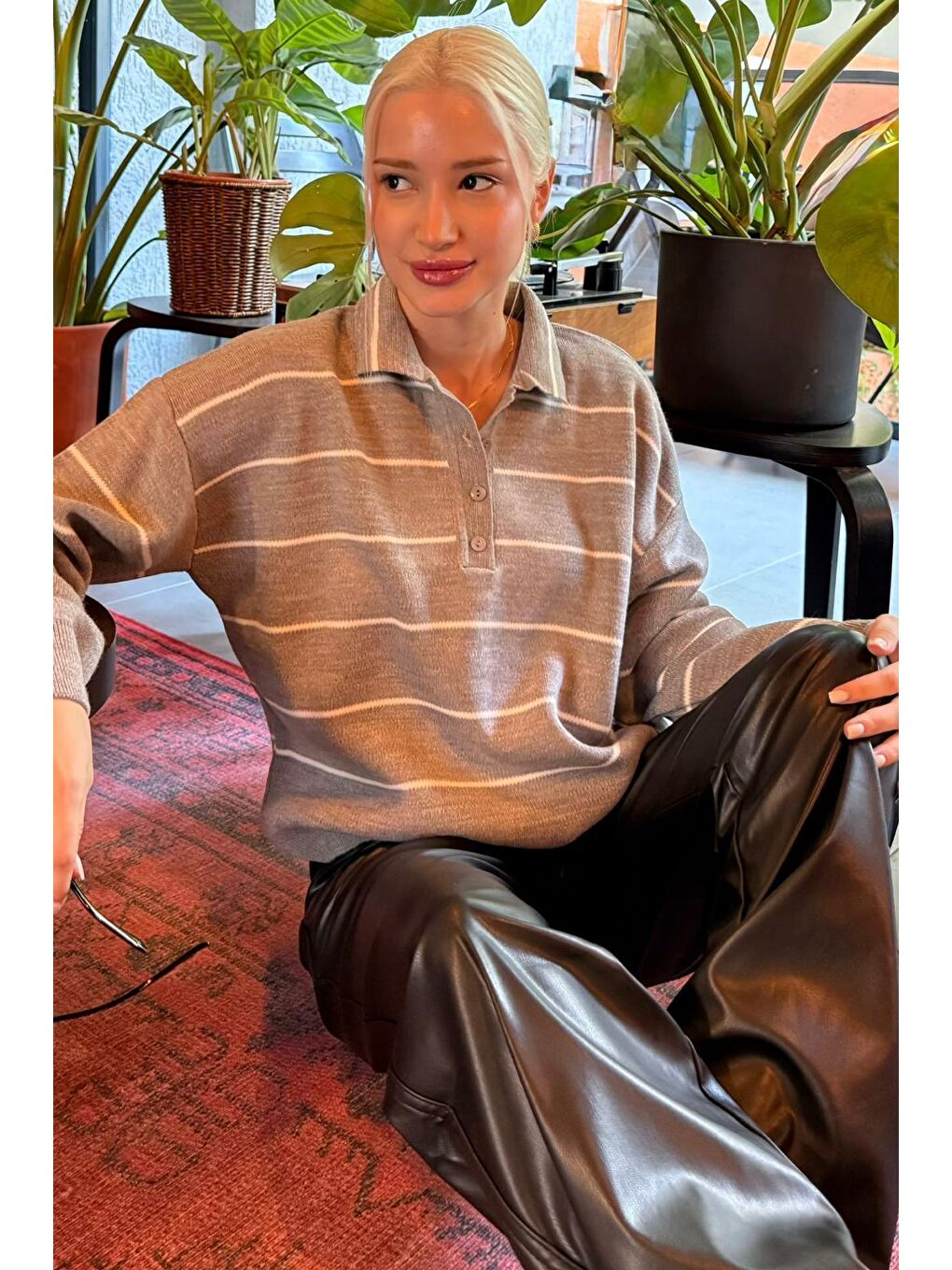 Gri Çizgili Polo Yaka Kadın Triko Kazak Mg2470-6