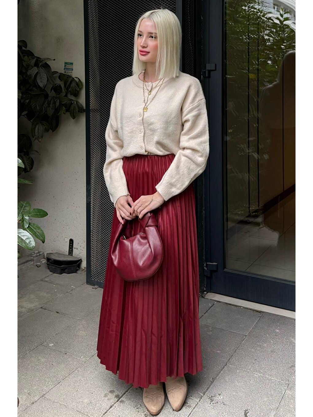 Ekru Rahat Kalıp Düğmeli Triko Kadın Hırka Mg2552-3