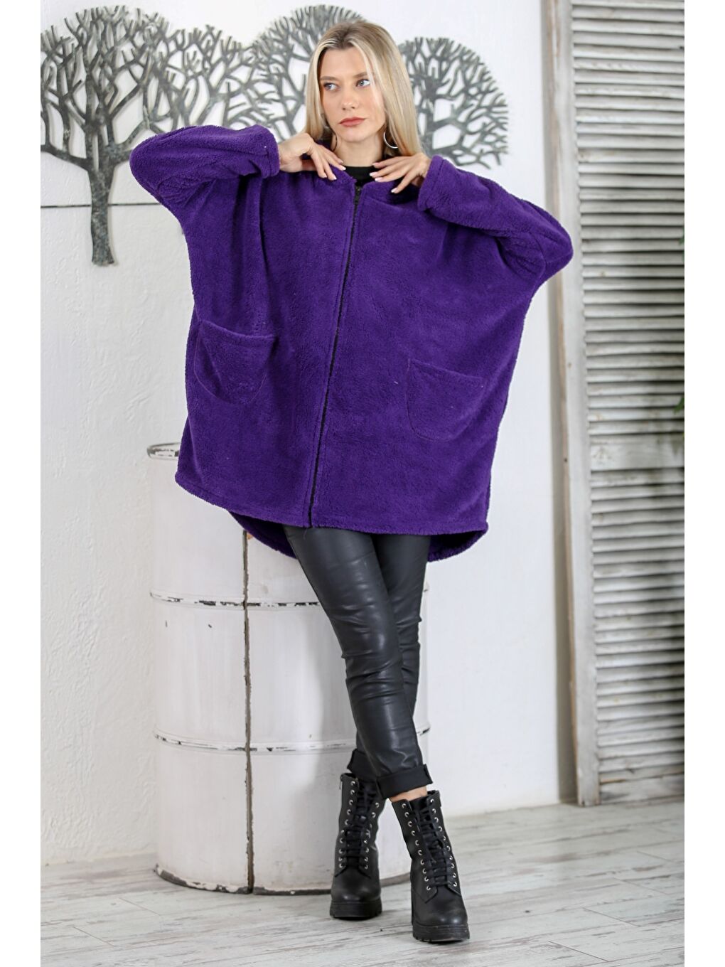 Mor Uzun Kol Fermuarlı Çift Cepli Kapüşonlu Teddy Dokuma Oversize Pelüş Ceket-4