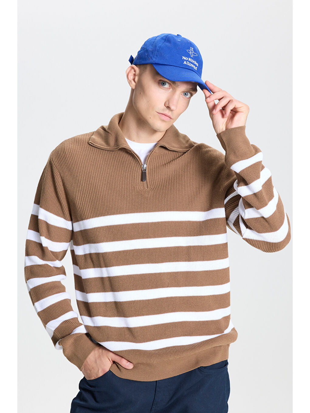 Bej Erkek VIZON-EKRU Standart Fit Normal Kesim Bato Yaka Triko Kazak