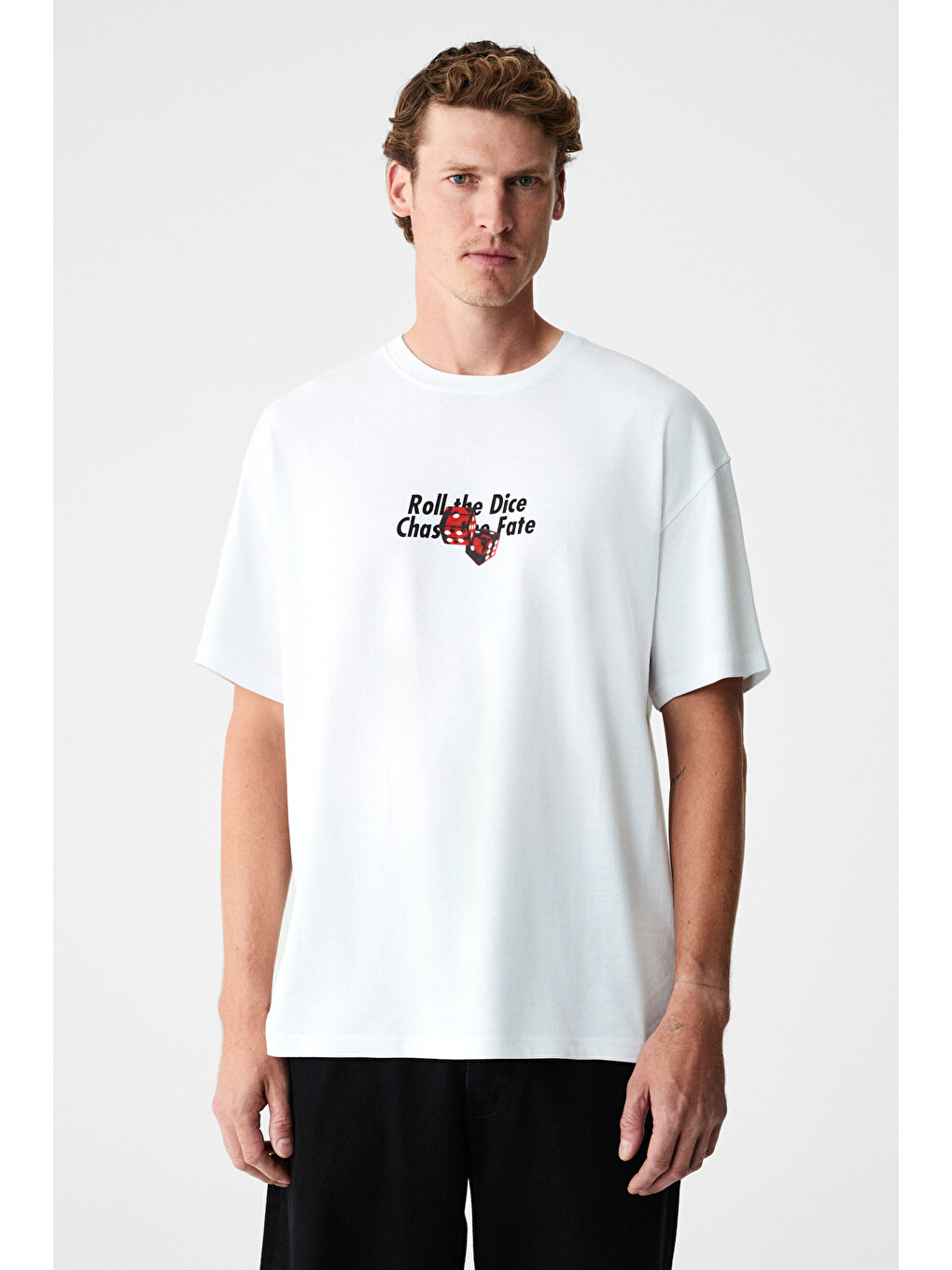 Dados Erkek Göğüs Ve Sırt Baskılı %100 Organik Pamuklu Bisiklet Yakalı Beyaz T-shirt