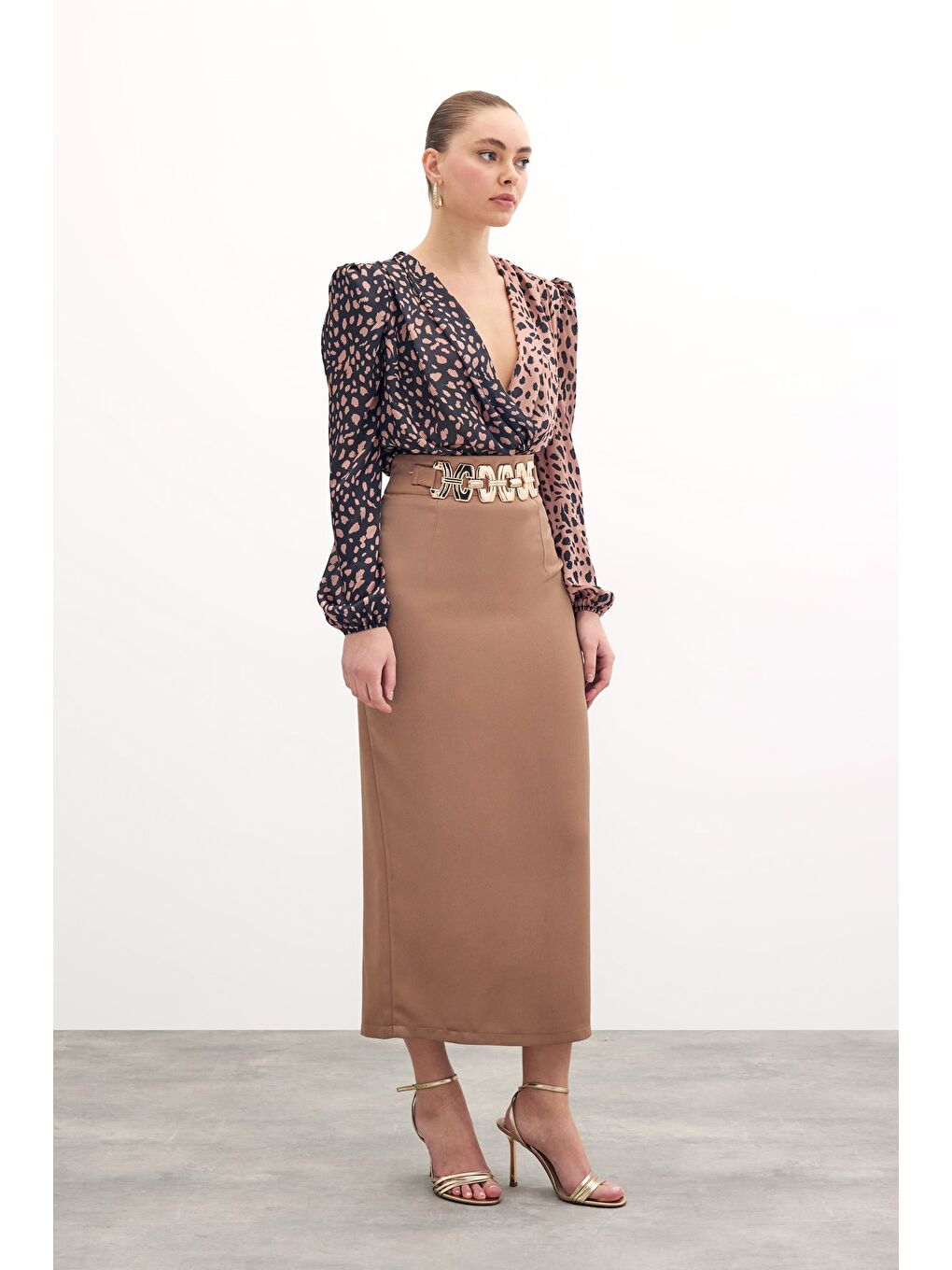 Bej Gold Aksesuarlı Uzun Etek - Vizon-1
