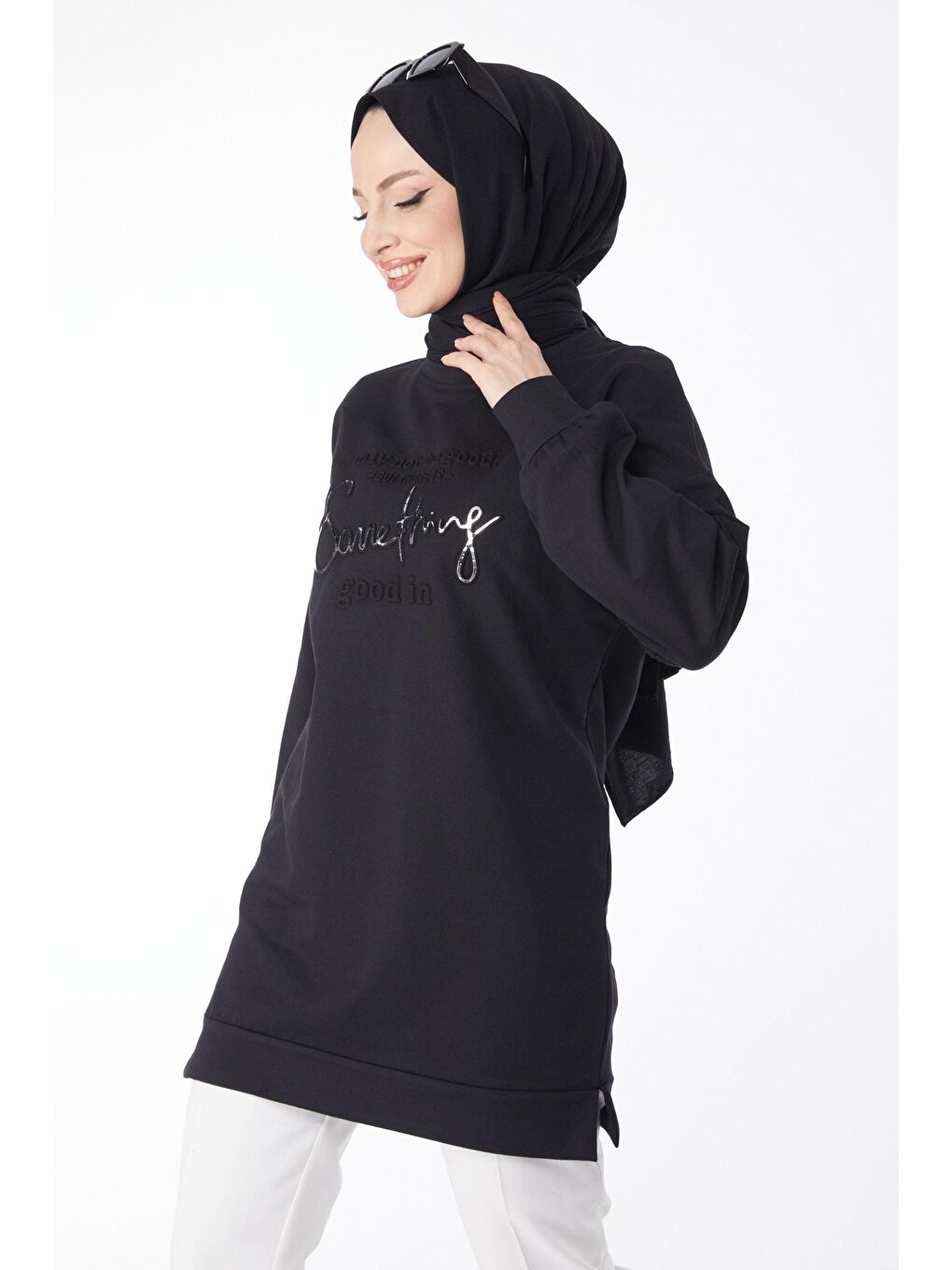 TOFİSA Siyah Düz Bisiklet Yaka Kadın Siyah Baskılı Uzun Kollu Sweatshirt - 24609 - 2