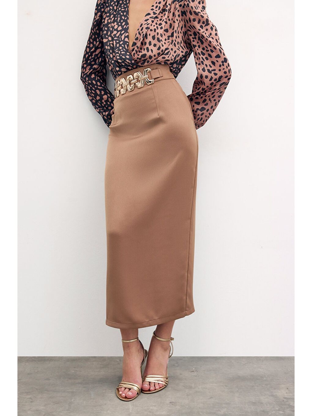 Bej Gold Aksesuarlı Uzun Etek - Vizon-3
