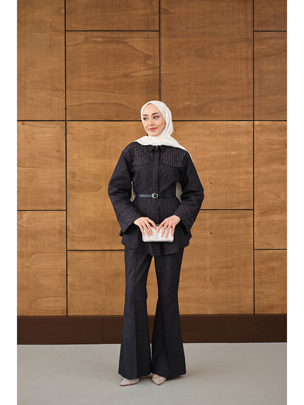 Kadın Sıra Boncuk Detaylı Pileli Takım Lacivert-4