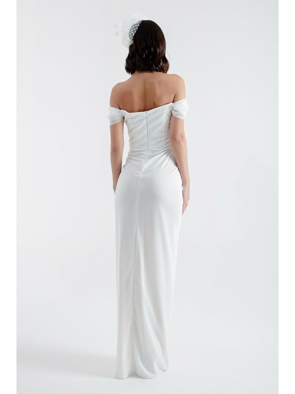 Kadın Beyaz Kruvaze Astarlı Korse Detaylı Uzun Simli Abiye-4