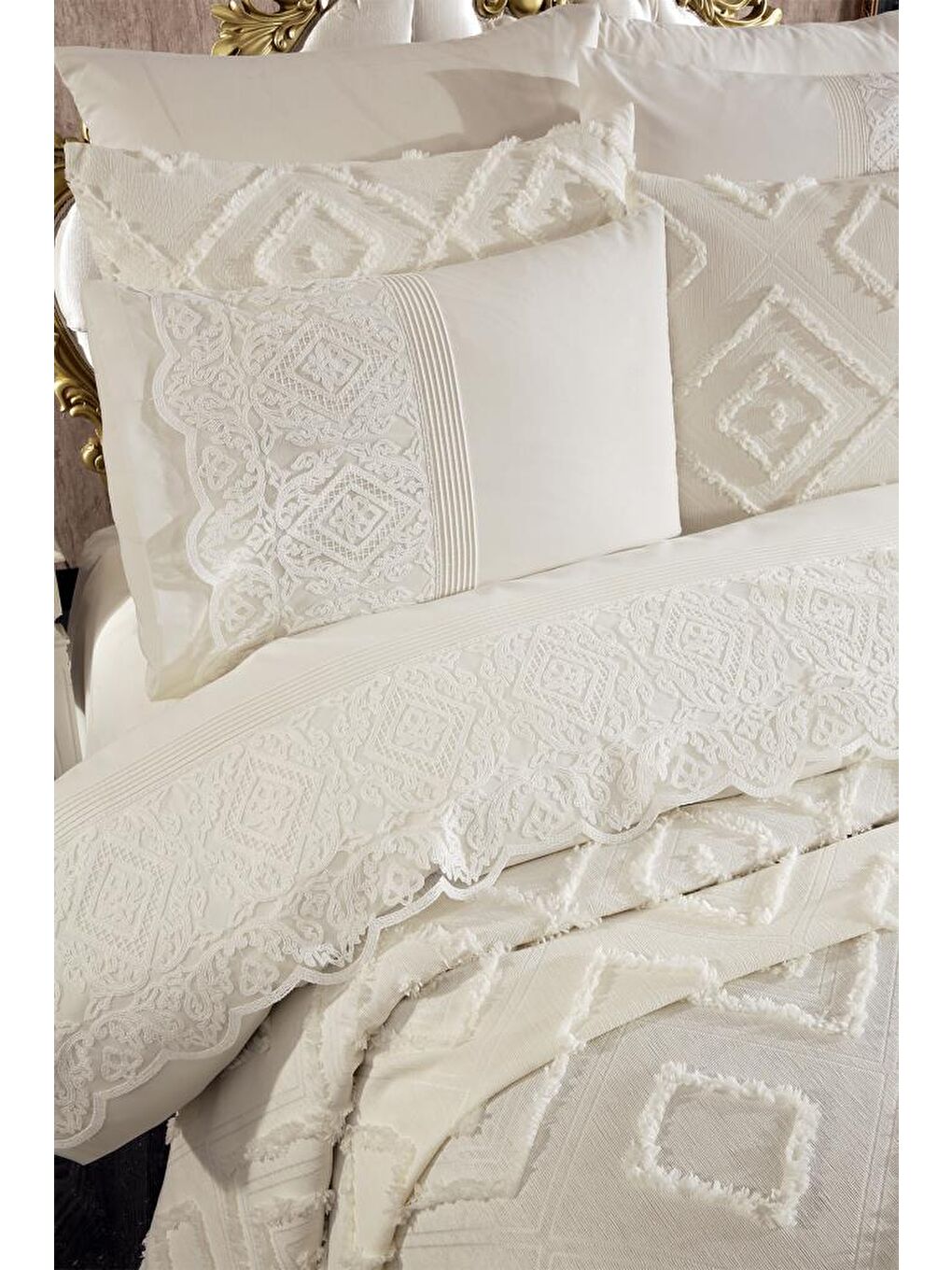 Ekru Hürrem 10 Parça Battaniyeli Çeyiz Seti Krem-1