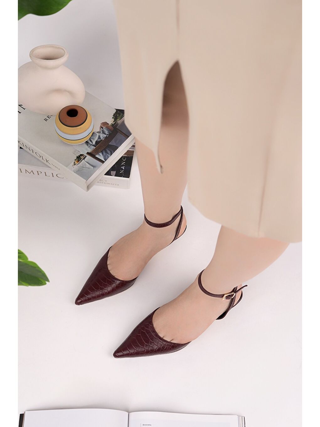 Bordo KİCK Kadın Kroko Desenli Sivri Burun İnce Topuklu Bilekten Bağlamalı Ayakkabı-8