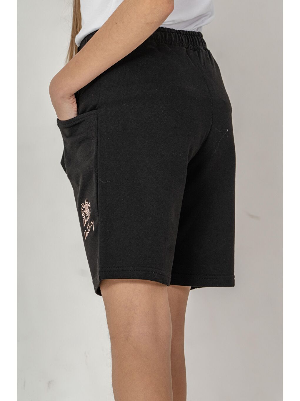 Siyah Kemer Fiyonk Kurdeleli Dreams Nakışlı Kız Çocuk Şort-5