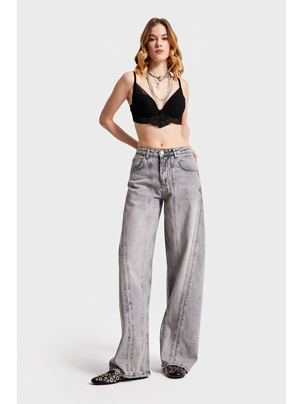 Kadın Gri Renk 4S5-92 Şerit Detaylı Straight Fit %100 Pamuk Denim-1