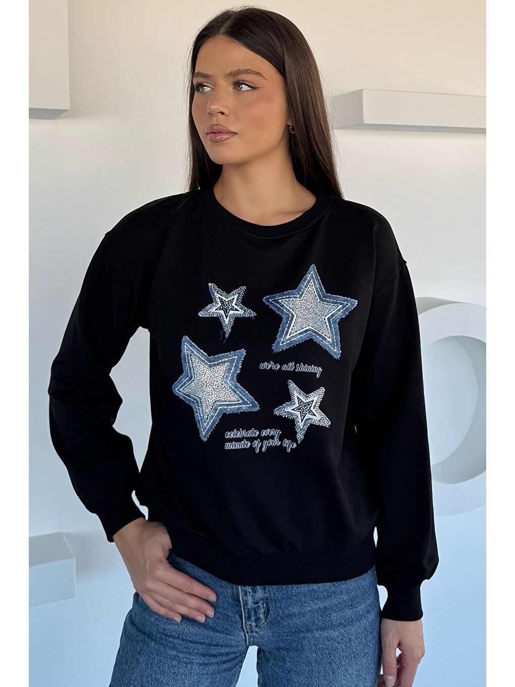 Siyah Kadın Bisiklet Yaka Baskılı Taş İşlemeli Sweatshirt-1