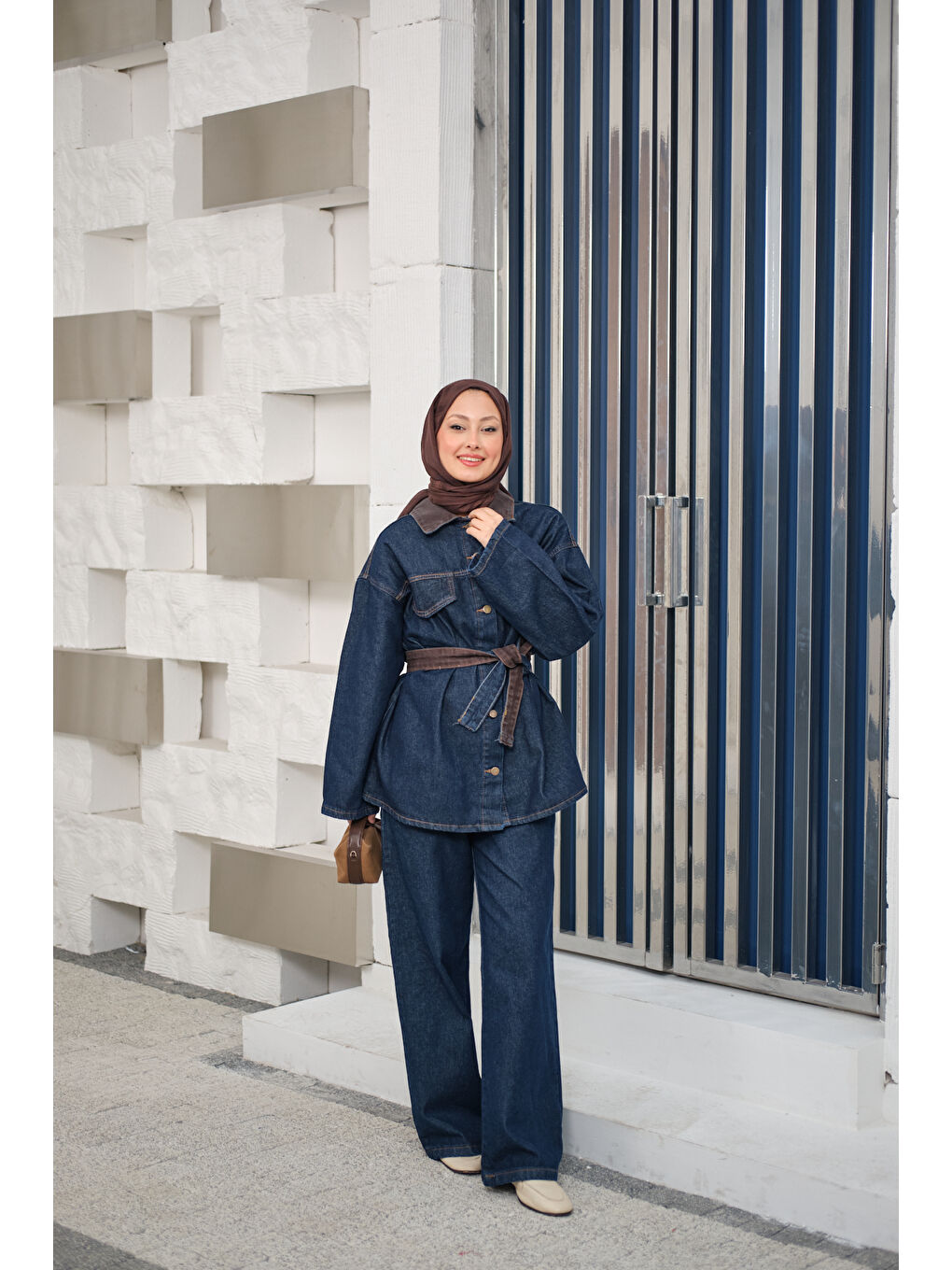 Kadın Garnili Yaka Detay Jean Takım Lacivert-2