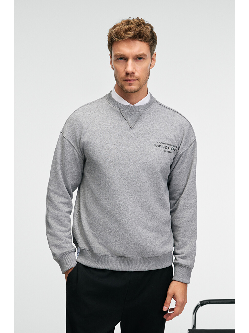 Caspıan Erkek %100 Pamuk Bisiklet Yaka Karyoka Dikişli Baskılı Antrasit Sweatshirt
