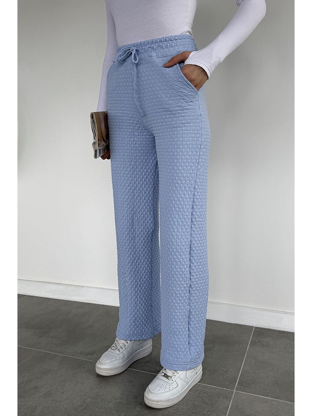 Mavi Kadın Bel Lastikli Yüksek Bel Kendinden Desenli Pantolon-1
