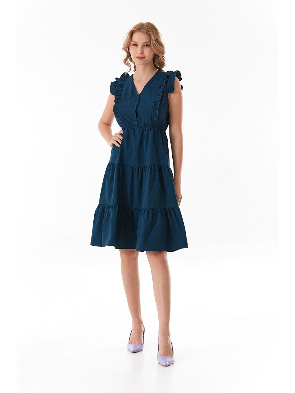 İndigo Fırfırlı Düğmeli V Yaka Elbise