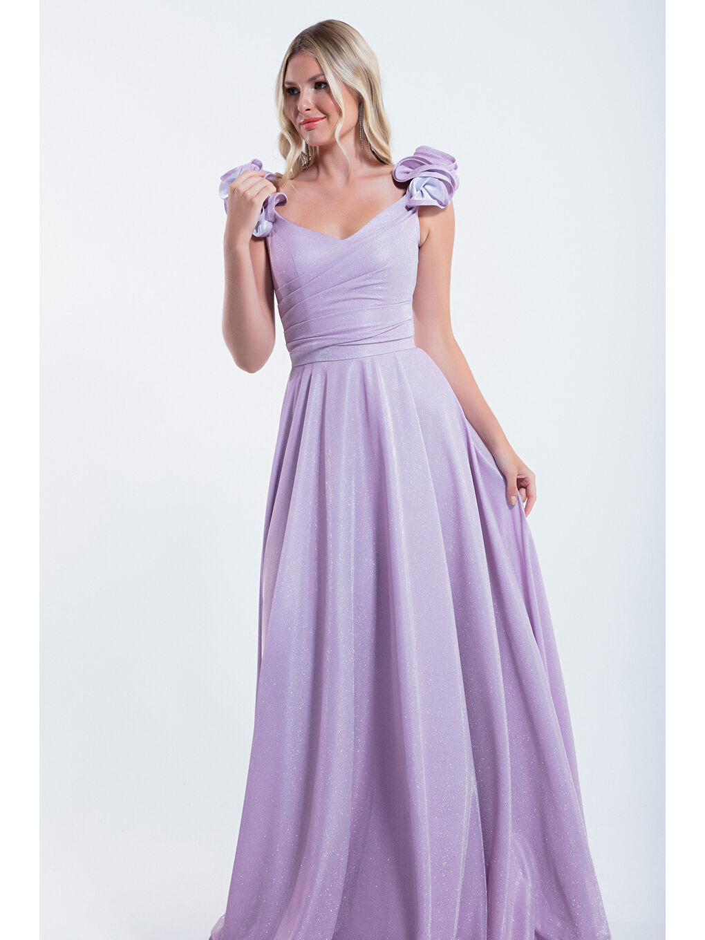 Pembe Kadın Pudra Kolları Fırfırlı Simli Uzun Abiye Elbise-1