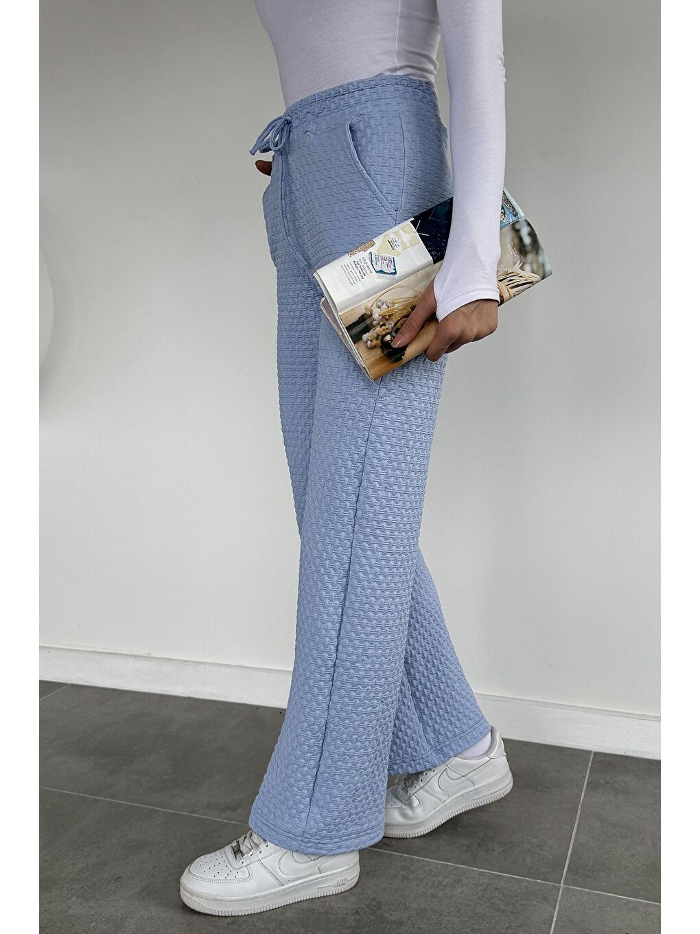 Mavi Kadın Bel Lastikli Yüksek Bel Kendinden Desenli Pantolon-2