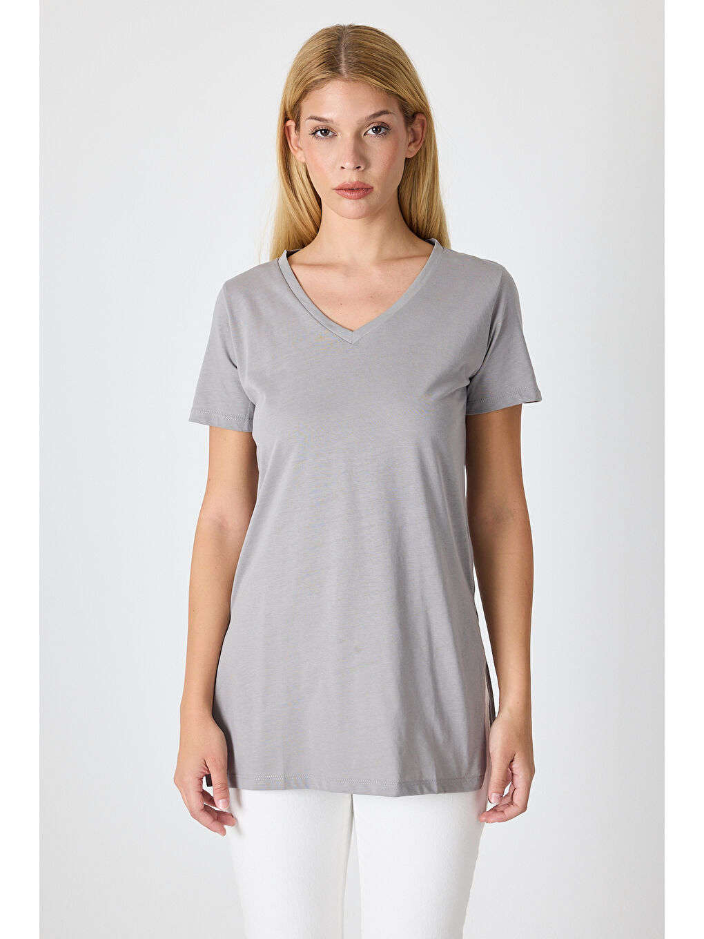 Gri Kadın Uzun V Yaka Tunik 2998