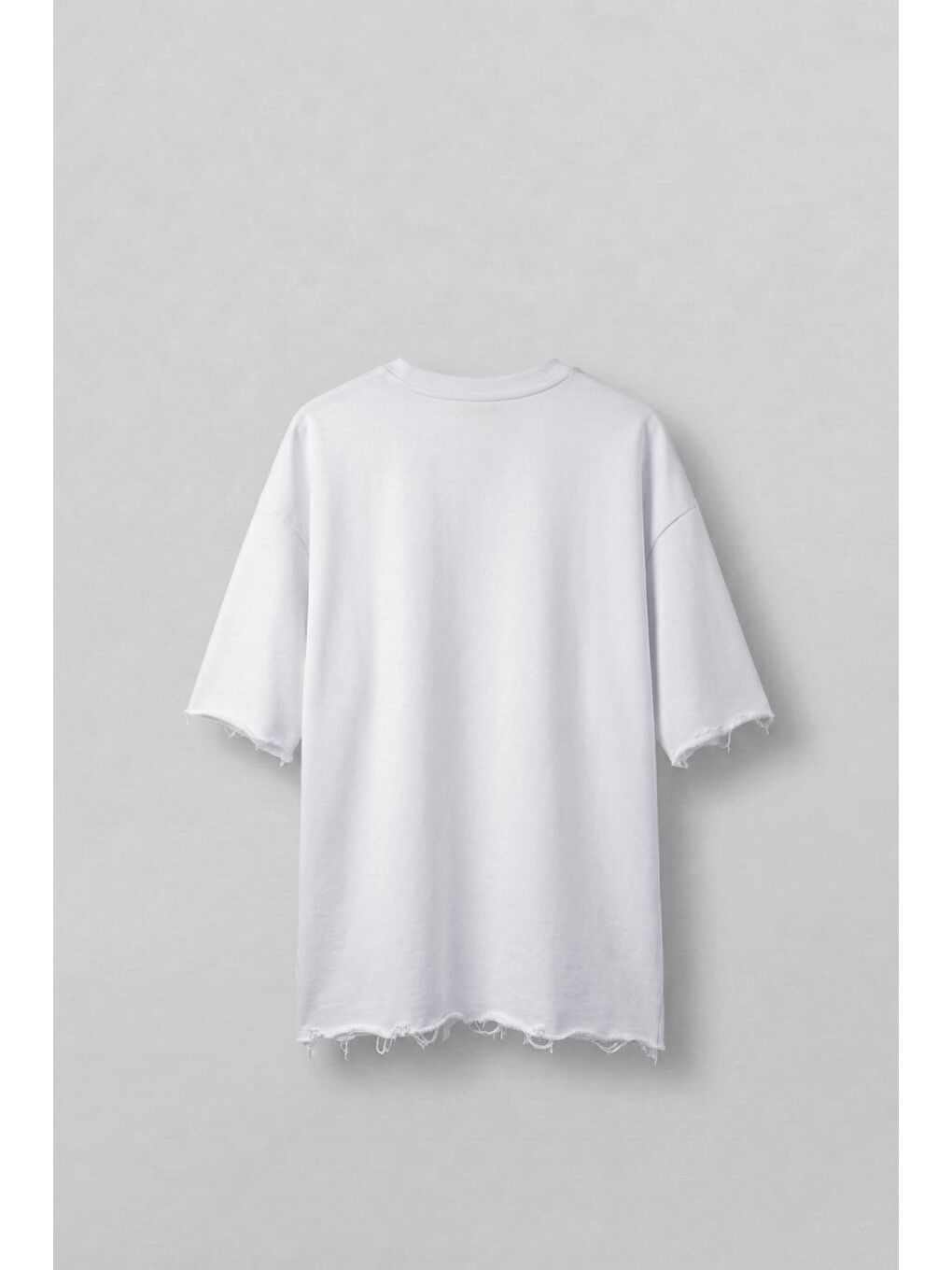 Erkek Oversize Püskül Detaylı Basic Örme T-Shirt Beyaz-1