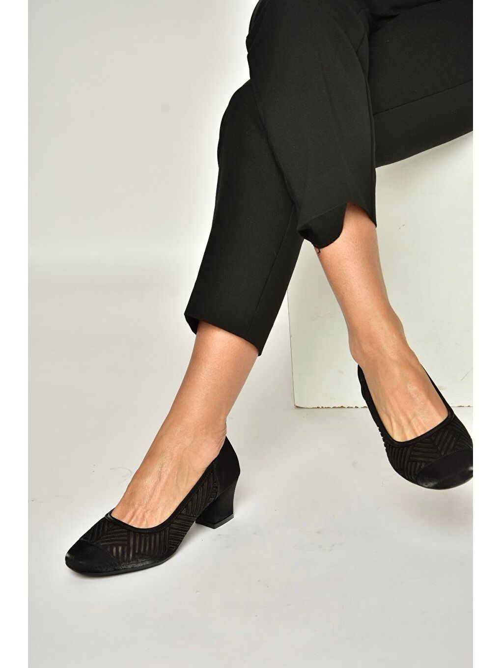 Siyah Kadın Topuklu Ayakkabı Y820850104-3