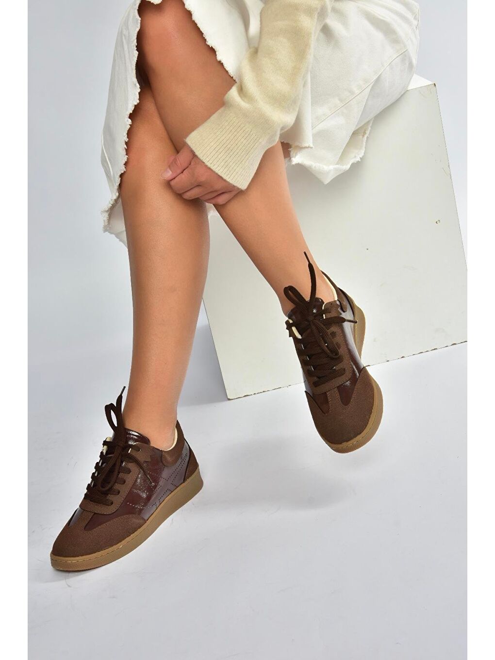 Kahverengi Kadın Spor V820104802