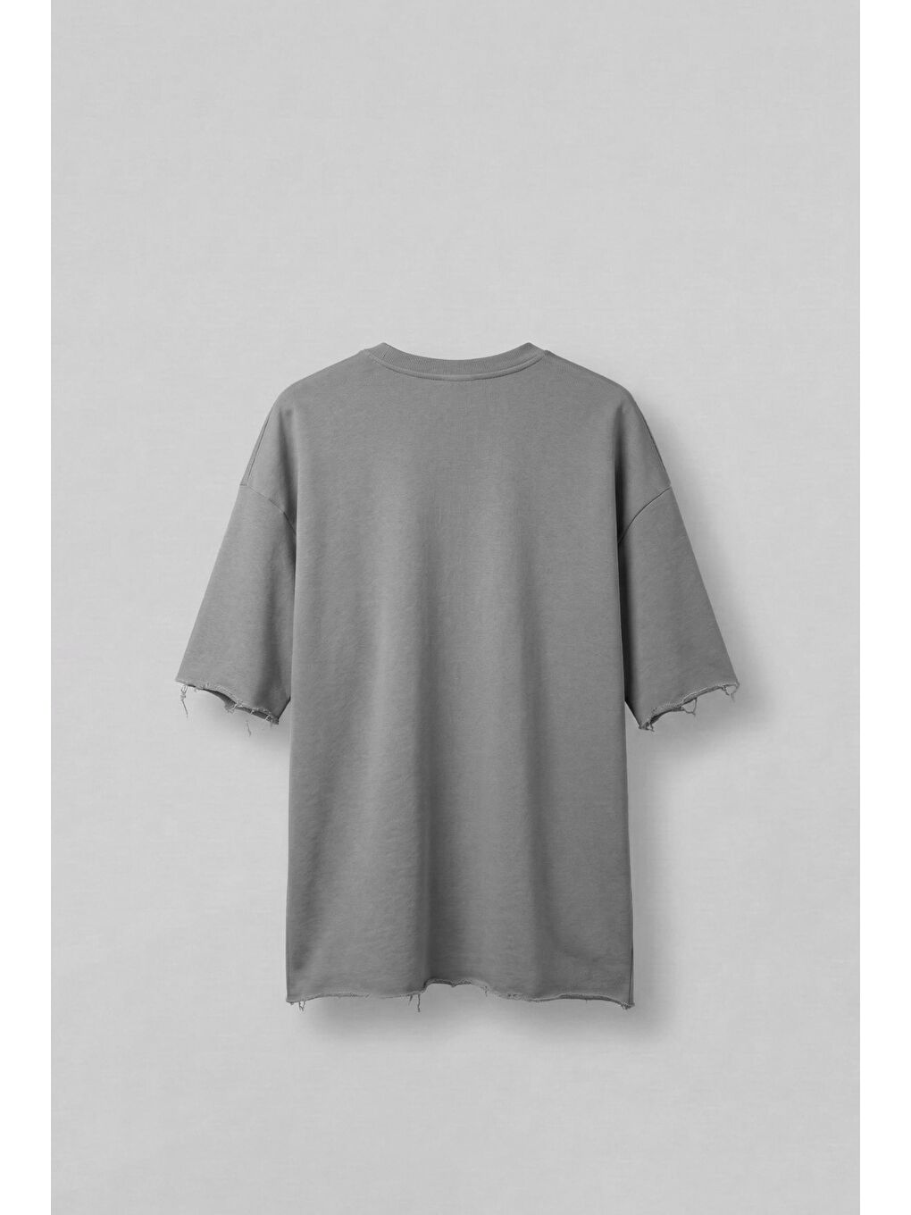 Erkek Oversize Püskül Detaylı Basic Örme T-Shirt Gri-1