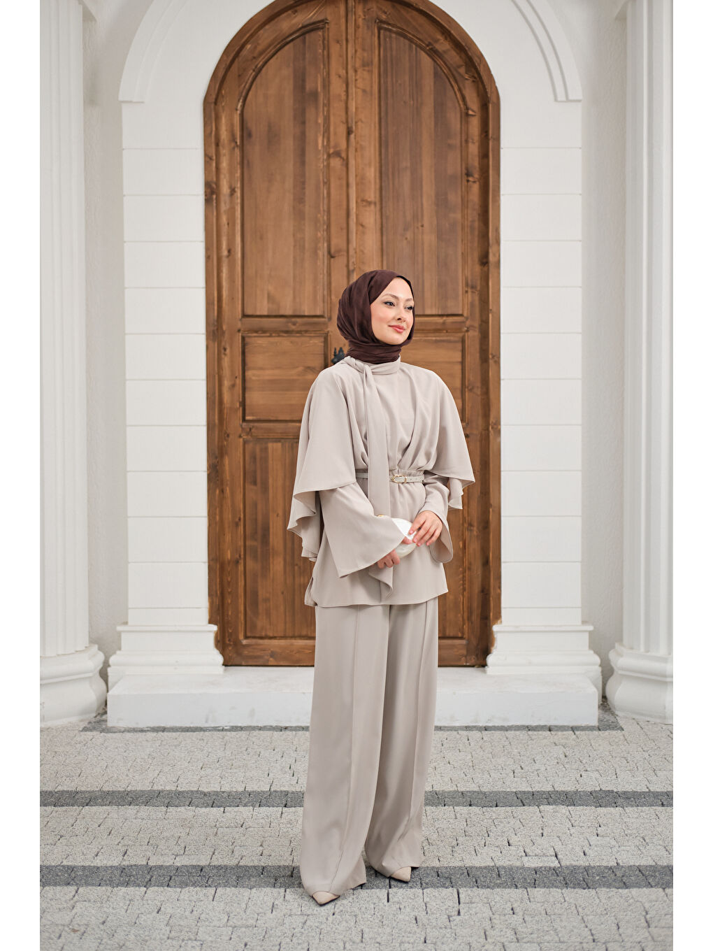 Bej Kadın Önü Pile Detay Kemerli Takım Taş-2