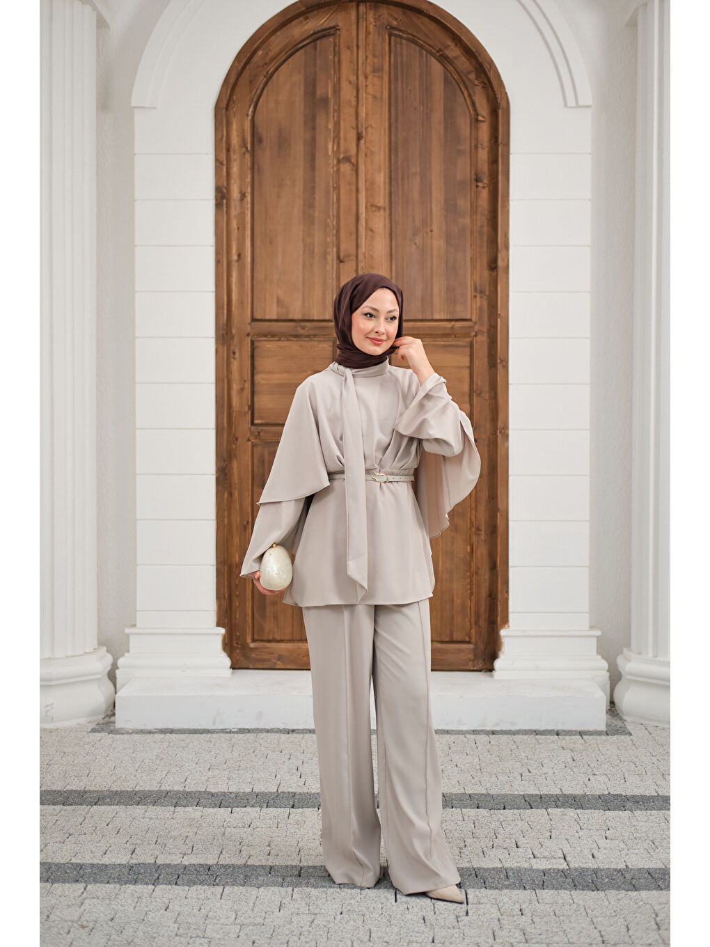 Bej Kadın Önü Pile Detay Kemerli Takım Taş-3