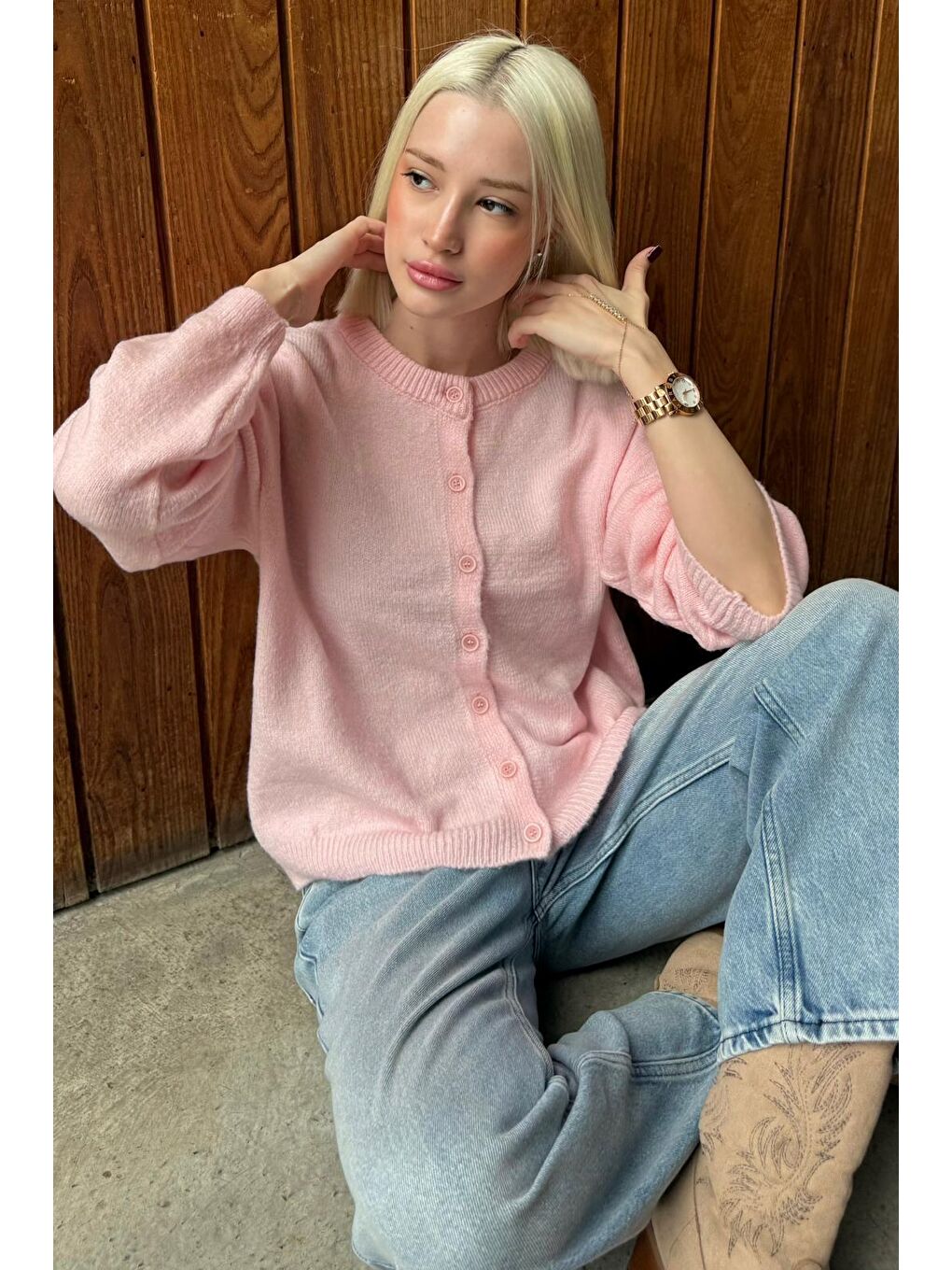 Pembe Rahat Kalıp Düğmeli Triko Kadın Hırka Mg2552