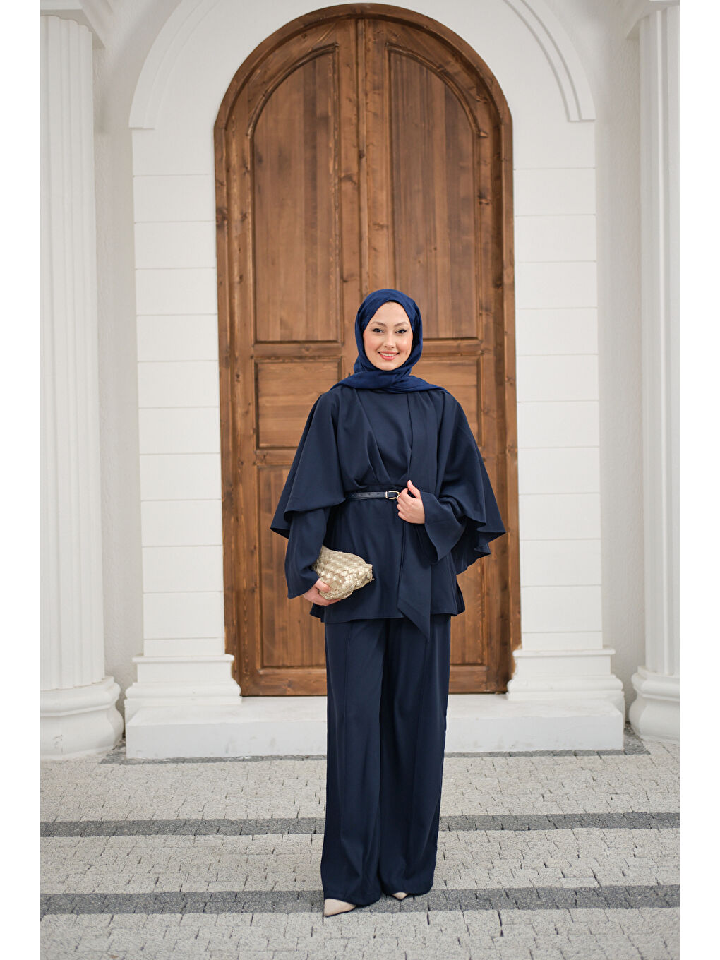 Kadın Önü Pile Detay Kemerli Takım Lacivert