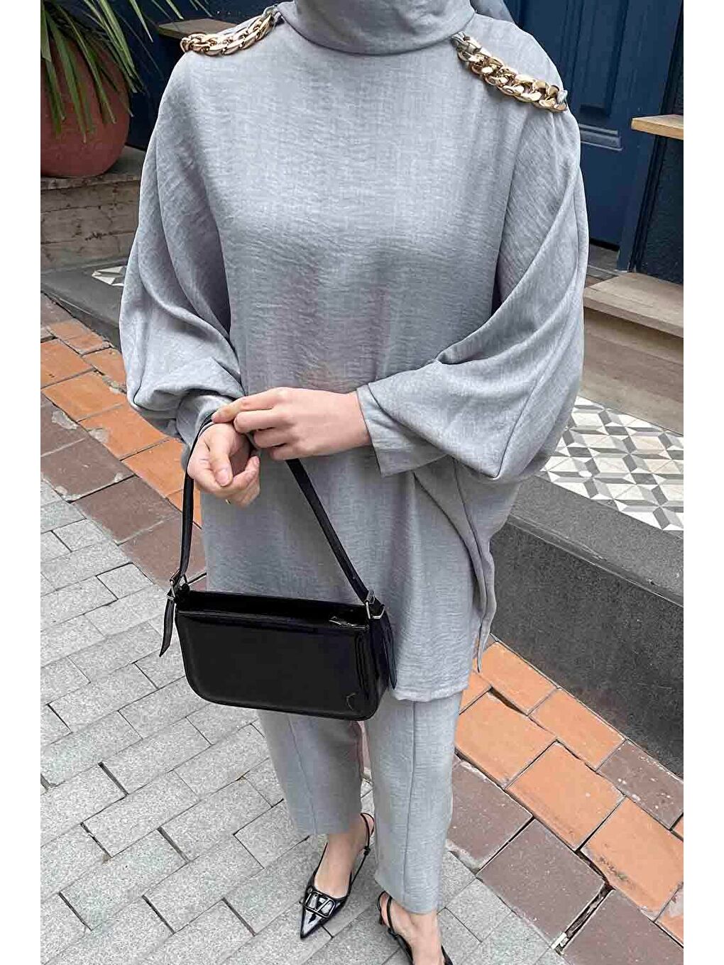 Yarasa Kol Omuz Detaylı Takım Gri-2