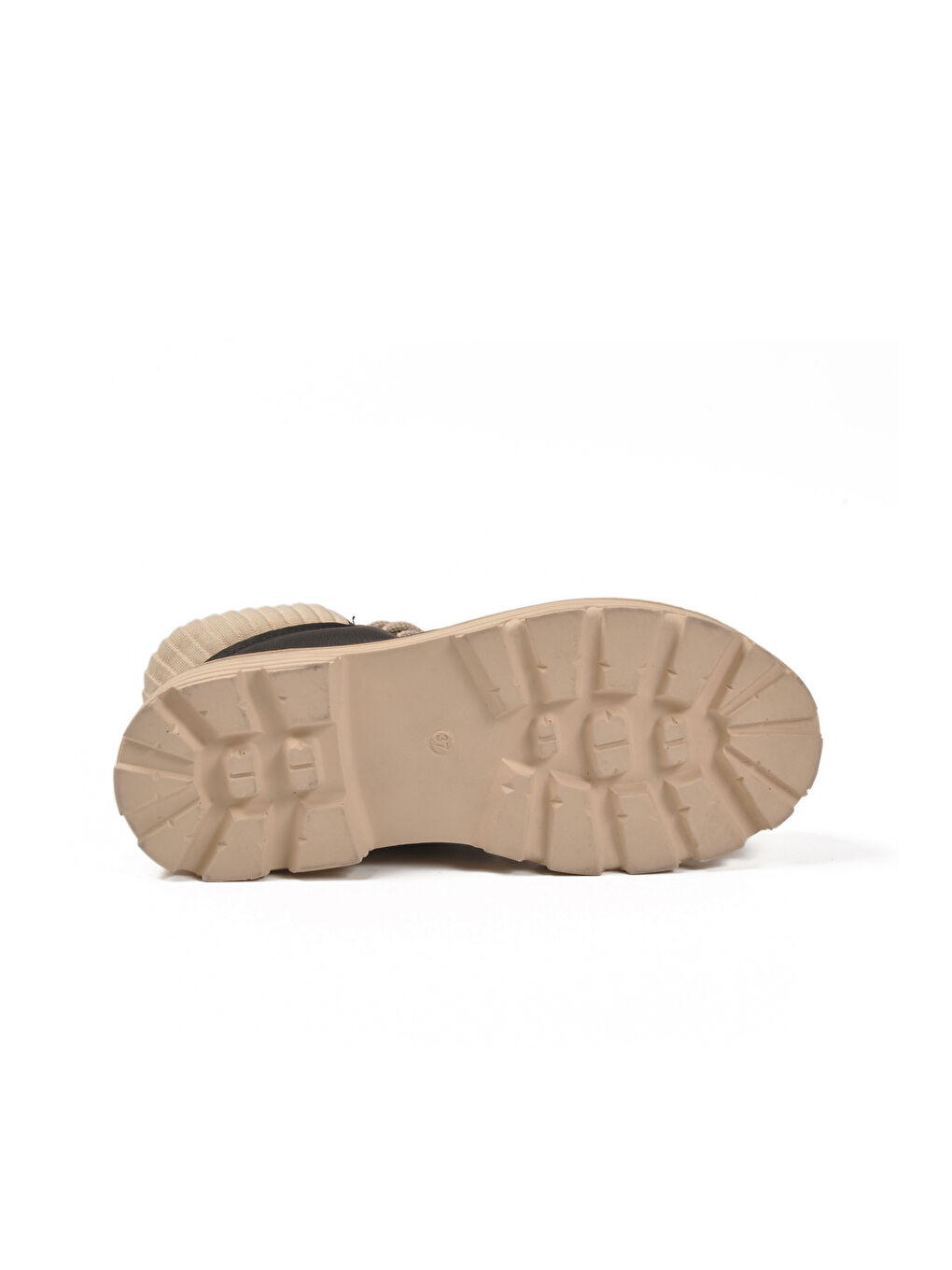 Siyah Bej Polarlı Kaymaz Taban Kadın Bot Serpa 5200 Z-4