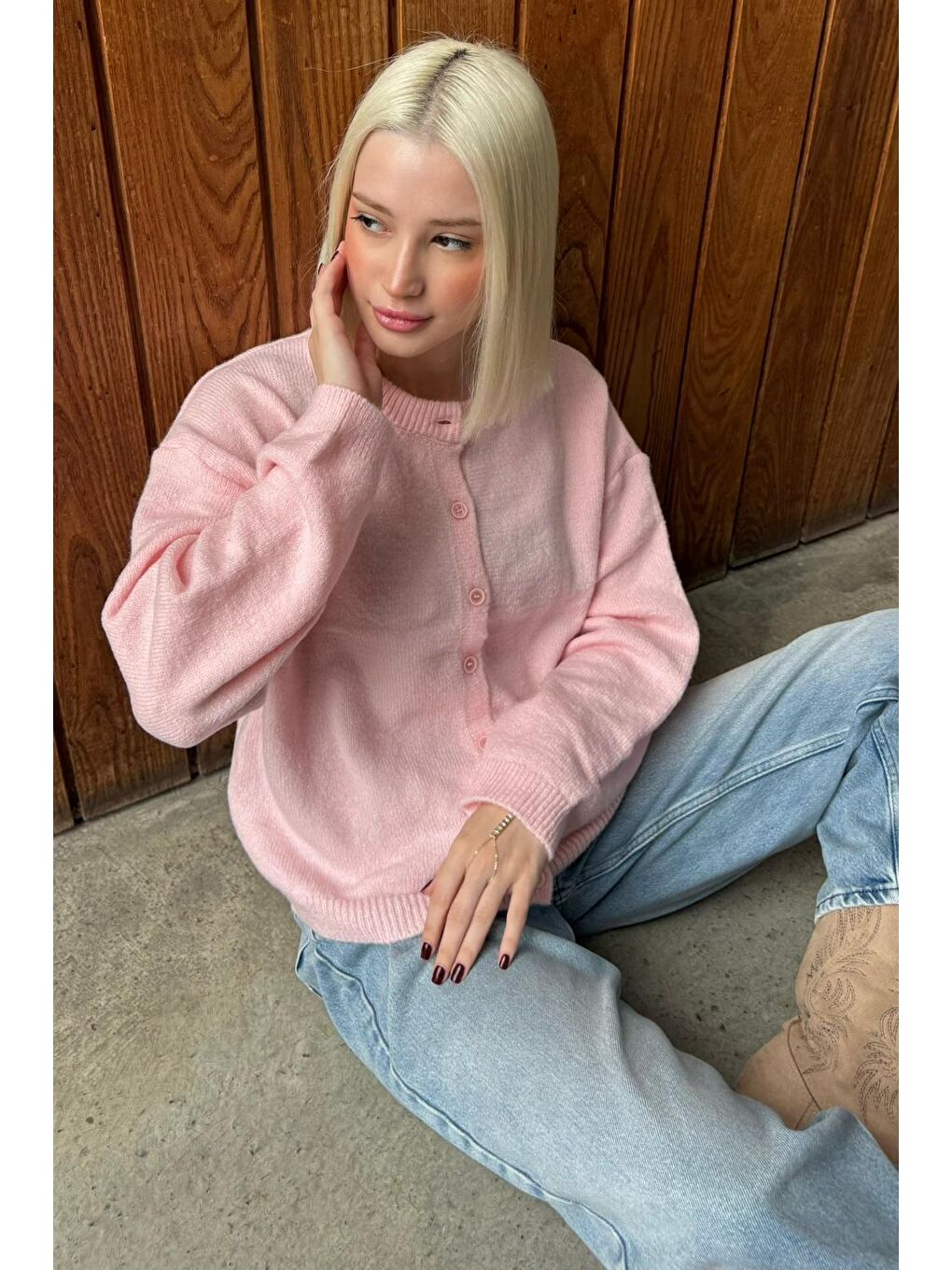 Pembe Rahat Kalıp Düğmeli Triko Kadın Hırka Mg2552-2