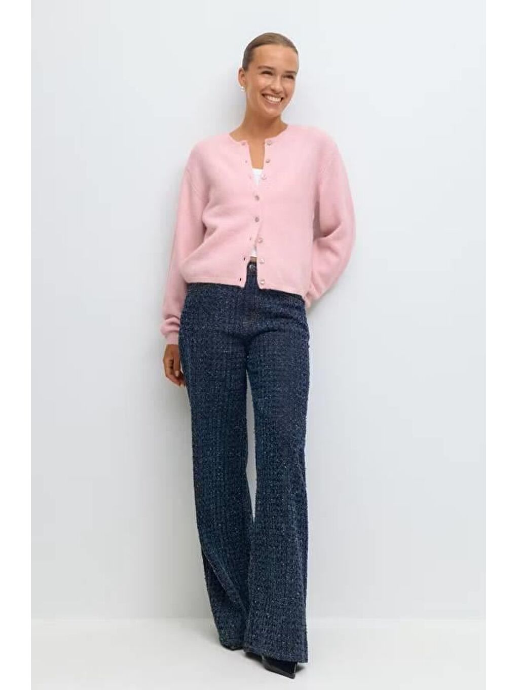 Pembe Rahat Kalıp Düğmeli Triko Kadın Hırka Mg2552-4