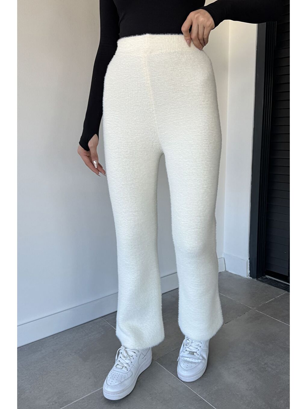 Ekru Kadın Bel Lastikli Yüksek Bel Yumoş Sakallı Triko Pantolon-1