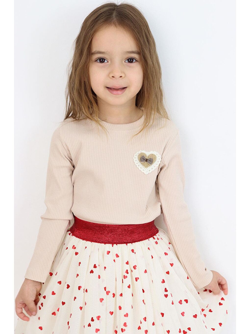 Kız Çocuk Uzun Kollu Tişört Kalp Armalı Fiyonklu Bej (5-10 Yaş)