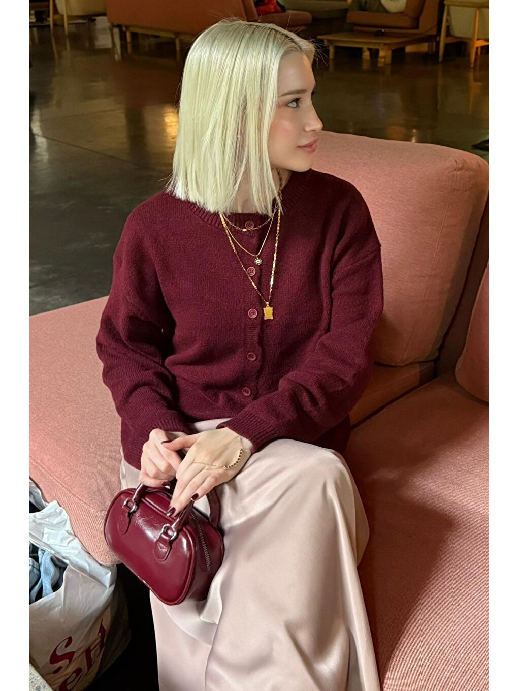 Bordo Rahat Kalıp Düğmeli Triko Kadın Hırka Mg2552-1