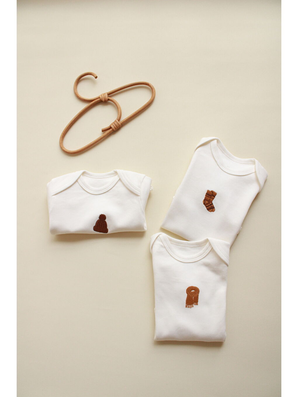 Beyaz 3'lü Autumn Serisi Uzun Kollu Çıt Çıtlı Body Zıbın Model 9-4