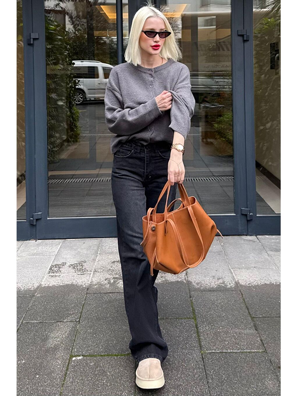 Antrasit Rahat Kalıp Düğmeli Triko Kadın Hırka Mg2552-1