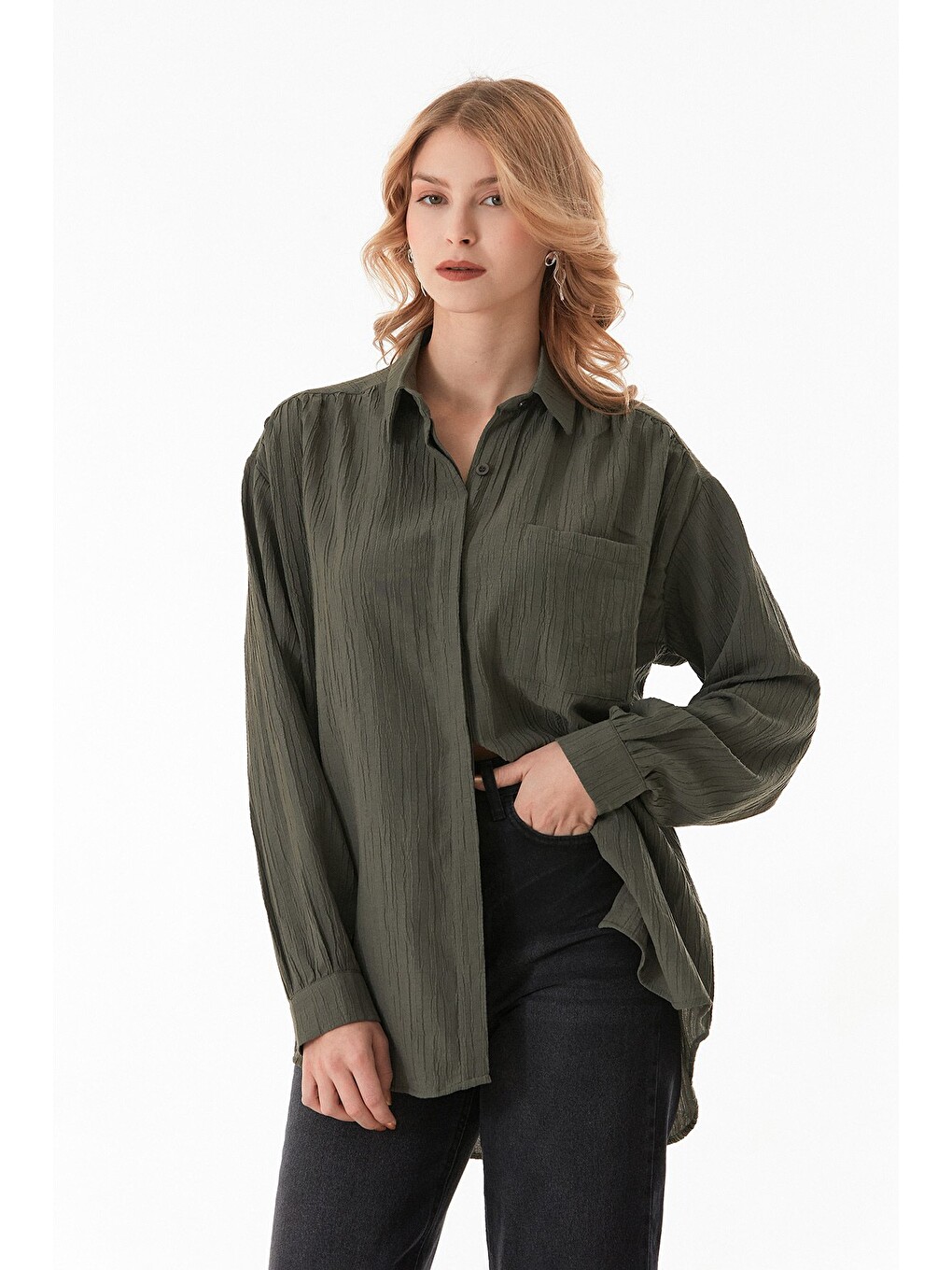 Haki Basic Krep Kumaş Tek Cepli Oversize Gömlek