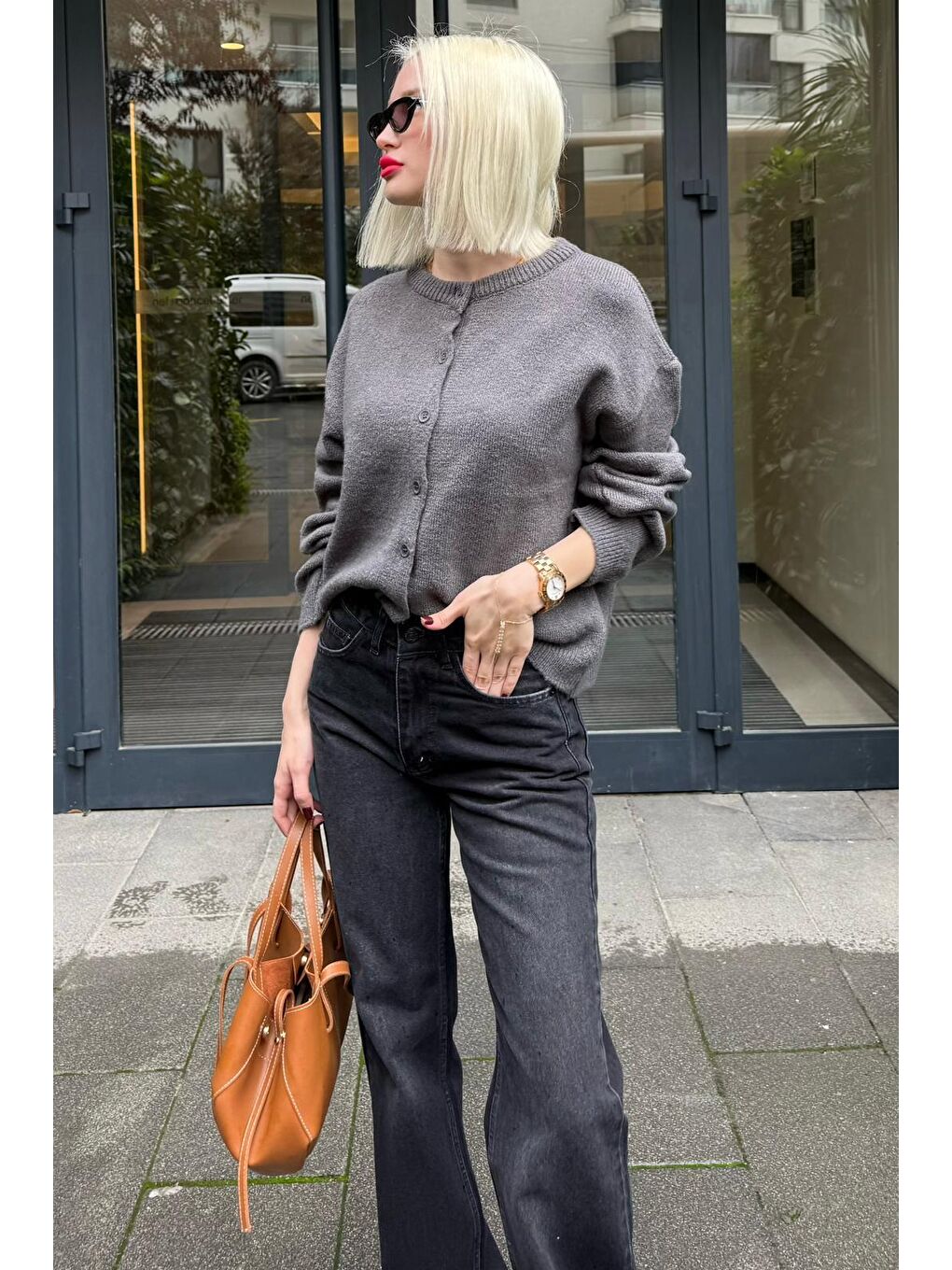 Antrasit Rahat Kalıp Düğmeli Triko Kadın Hırka Mg2552-2