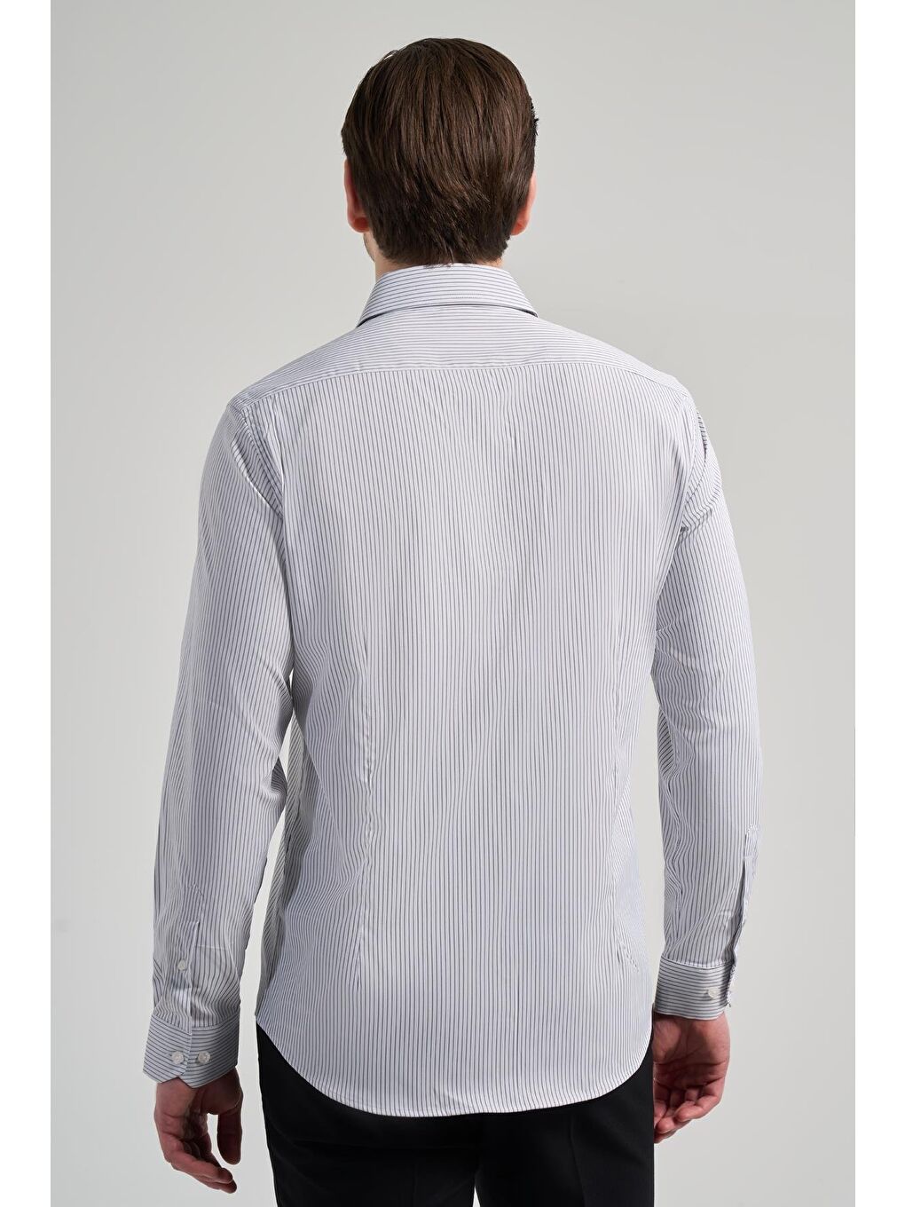 Beyaz Uzun Kol Desen Yarım İtalyan Yaka Cepsiz Esnek Classic Slim Fit Gömlek 1004245218-4