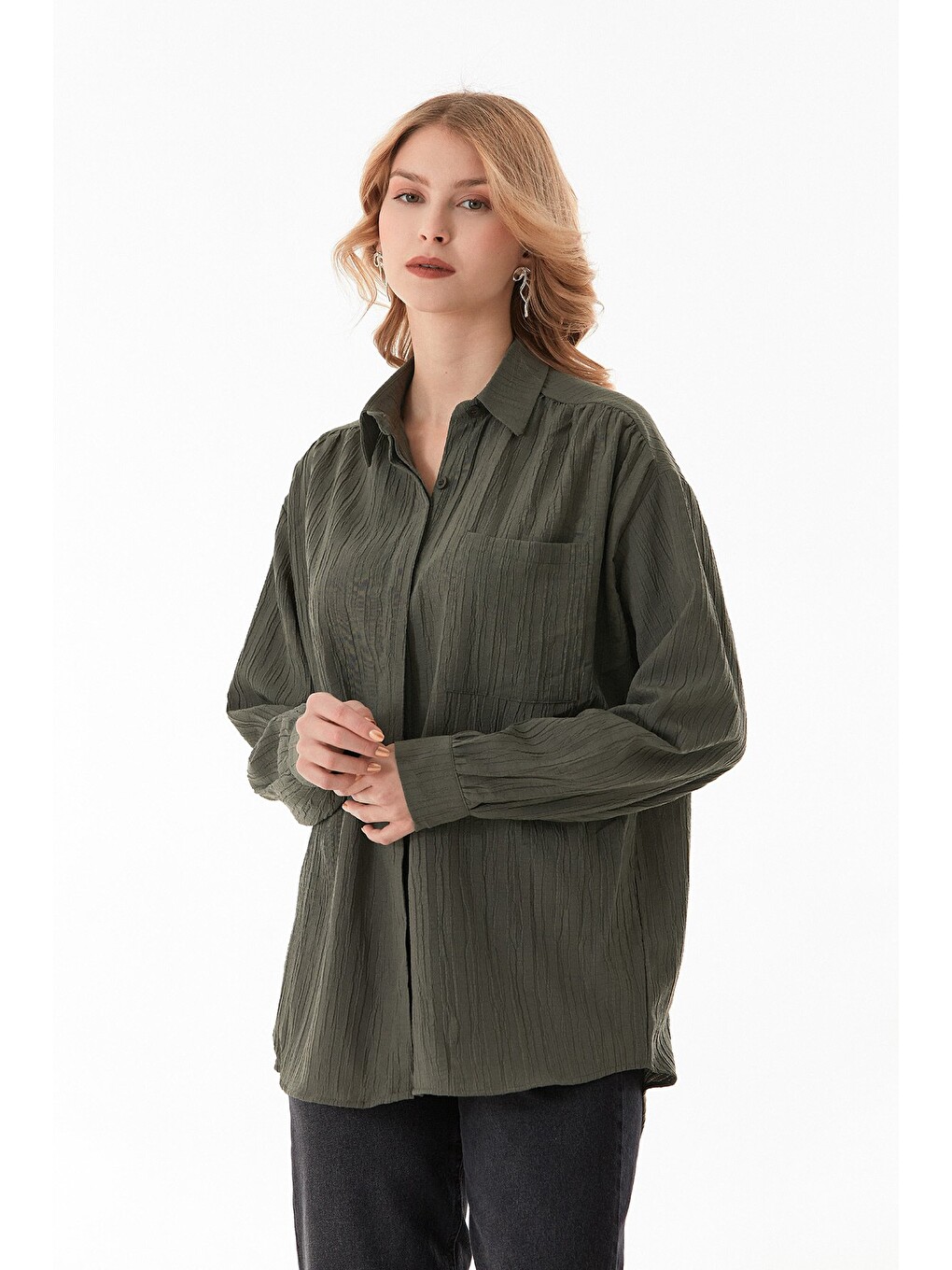 Haki Basic Krep Kumaş Tek Cepli Oversize Gömlek-1