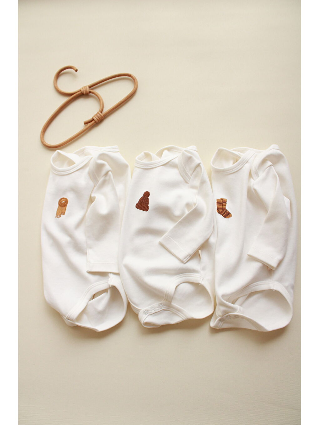 Beyaz 3'lü Autumn Serisi Uzun Kollu Çıt Çıtlı Body Zıbın Model 9-5