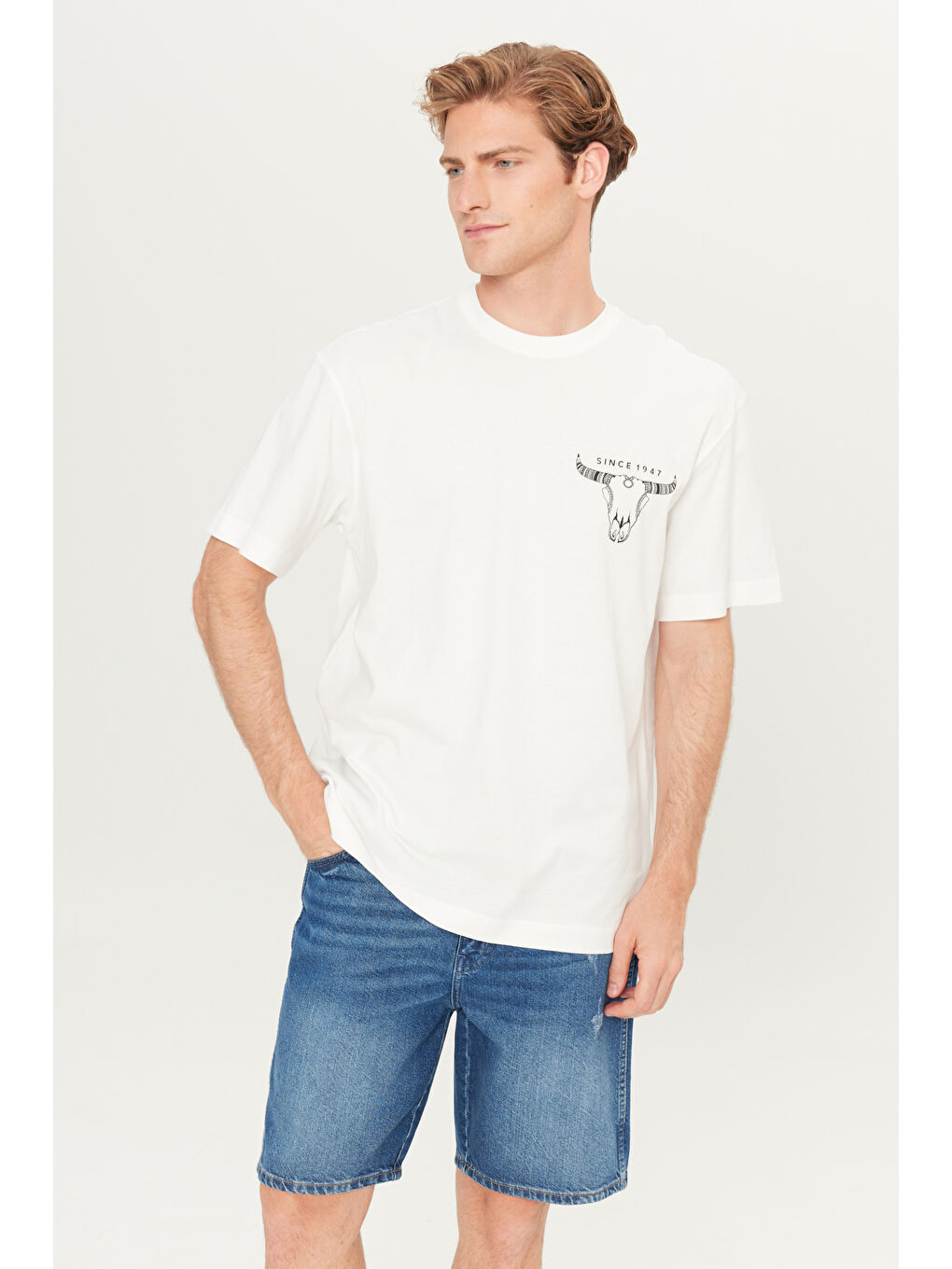 %100 Pamuk Loose Fit Rahat Kesim Bisiklet Yaka Beyaz Tişört-1