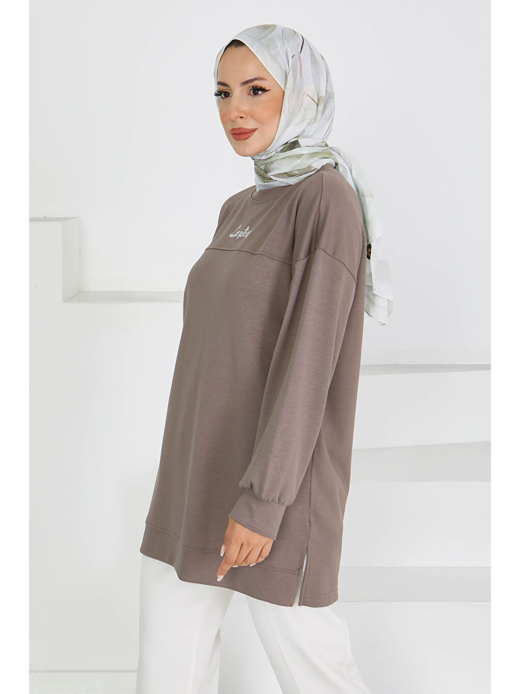 Bej Önü Baskılı Biyeli İki İplik Sweatshirt Vizon - 27609-2