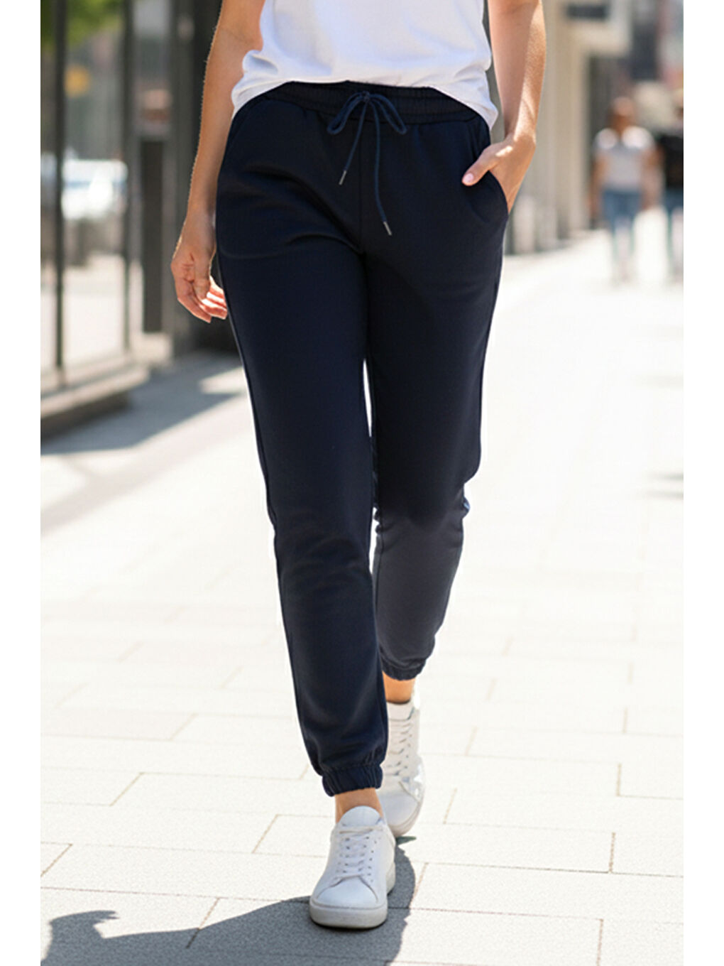 Kadın Paçası Beli Lastikli 2 Cepli Eşofman Altı 8016 Lacivert-3